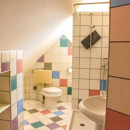 Apartma Smucka Pod Roglo *
