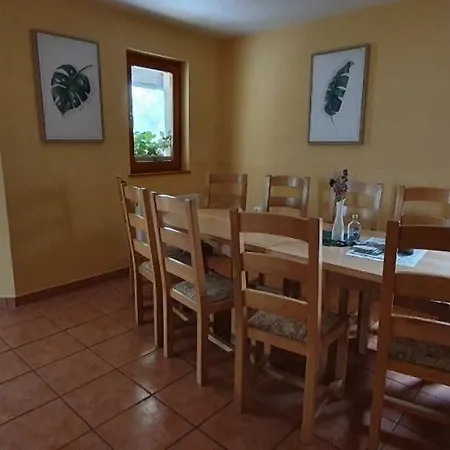 Apartma Smucka Pod Roglo *